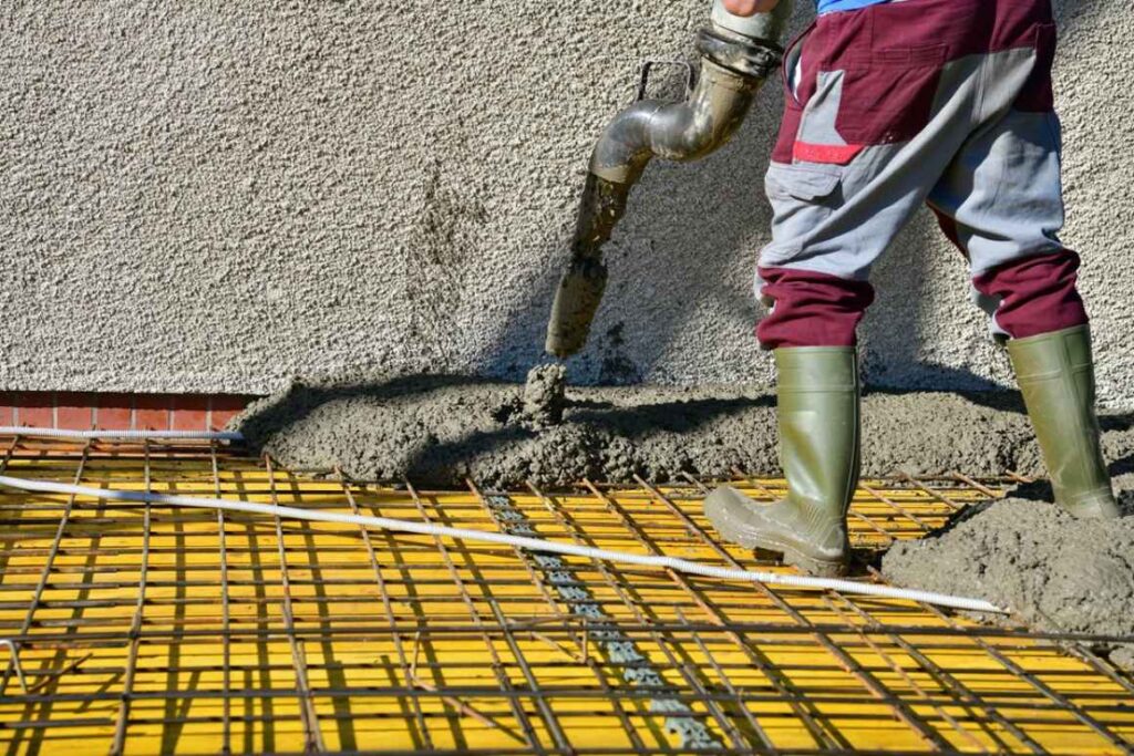 Lanie betonu metodą natryskową